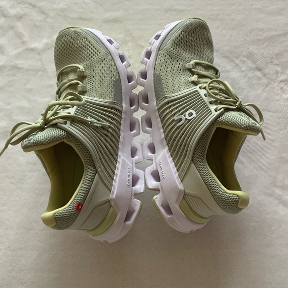 ON Cloudswift Running Shoe - Picture 9 of 15